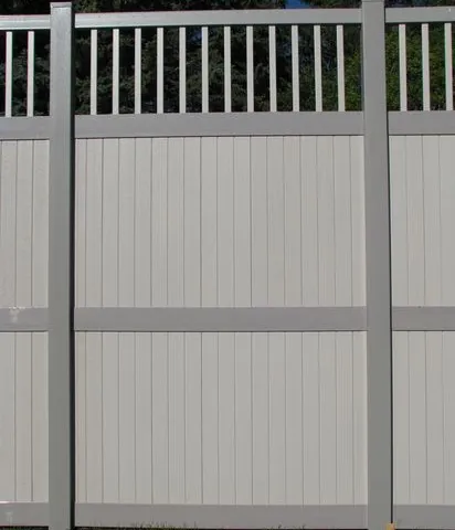 Custom residential vinyl fence